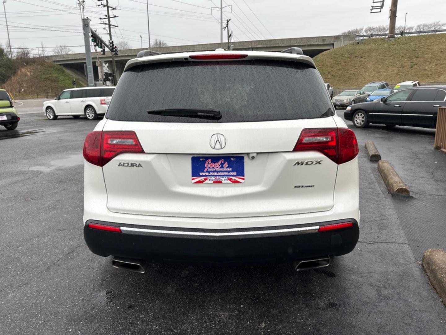 2010 white Acura MDX 6-Spd AT w/Advance and Ent. Pkg (2HNYD2H71AH) with an 3.5L V6 SOHC 24V engine, 6-Speed Automatic transmission, located at 5700 Curlew Drive, Norfolk, VA, 23502, (757) 455-6330, 36.841885, -76.209412 - Photo#4